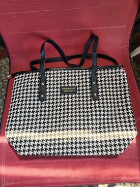 Black and White Houndstooth Tote